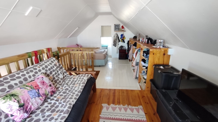 1 Bedroom Property for Sale in Stilbaai Wes Western Cape